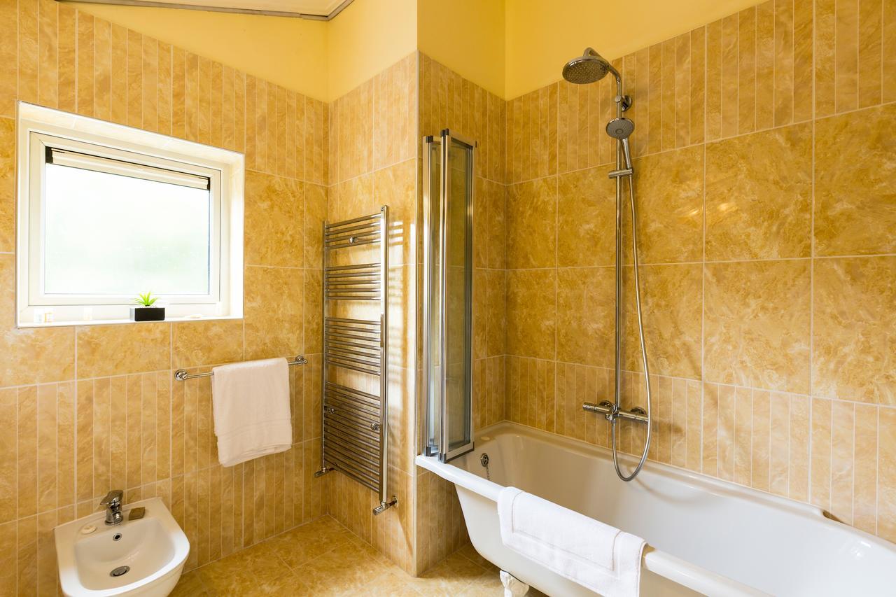 Linton Hotel Luton Luton  Extérieur photo