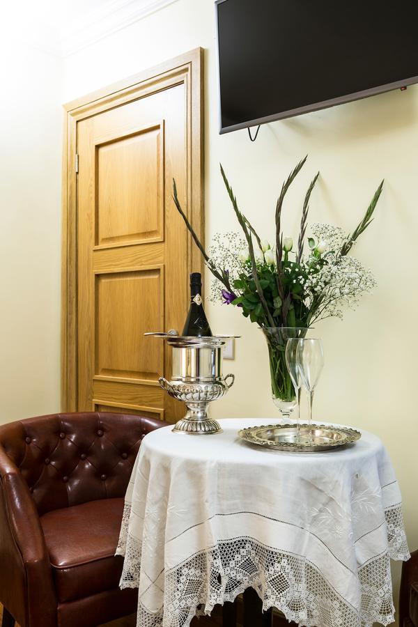 Linton Hotel Luton Luton  Extérieur photo