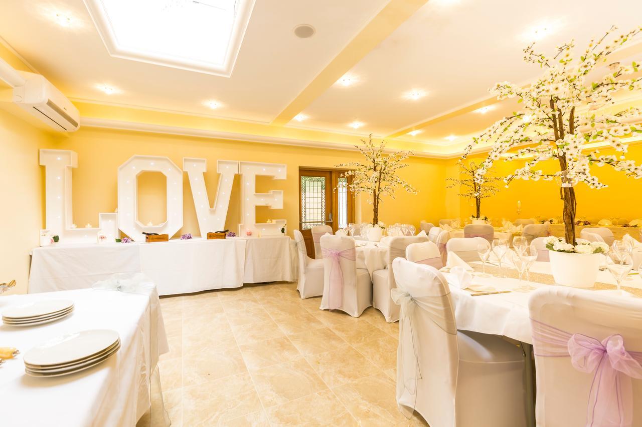 Linton Hotel Luton Luton  Extérieur photo
